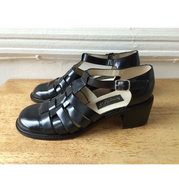 SOLD - Vintage Strappy Black Leather Block Heel - Picture 1 of 4